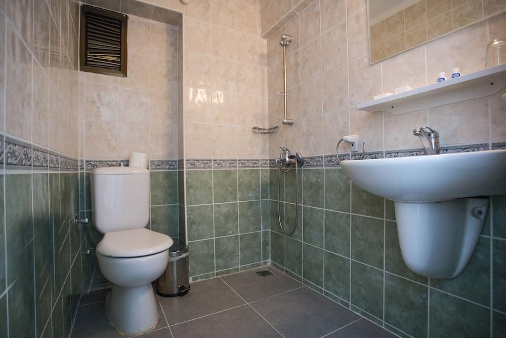Saturn Hotel Kuşadası Buitenkant foto