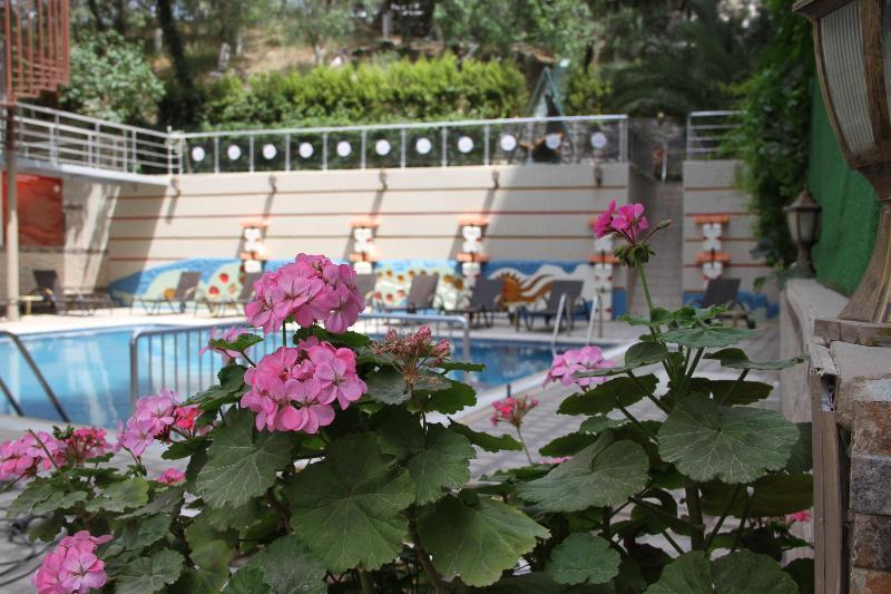 Saturn Hotel Kuşadası Buitenkant foto