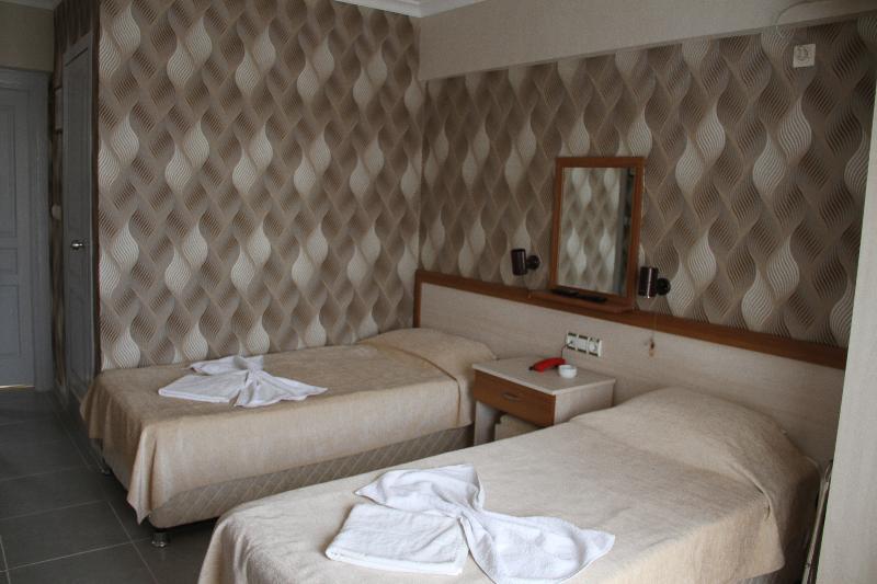 Saturn Hotel Kuşadası Buitenkant foto