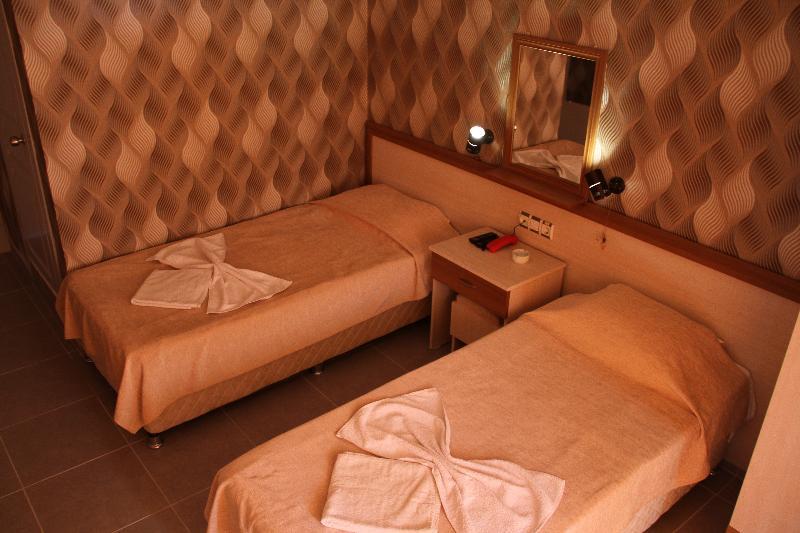 Saturn Hotel Kuşadası Buitenkant foto