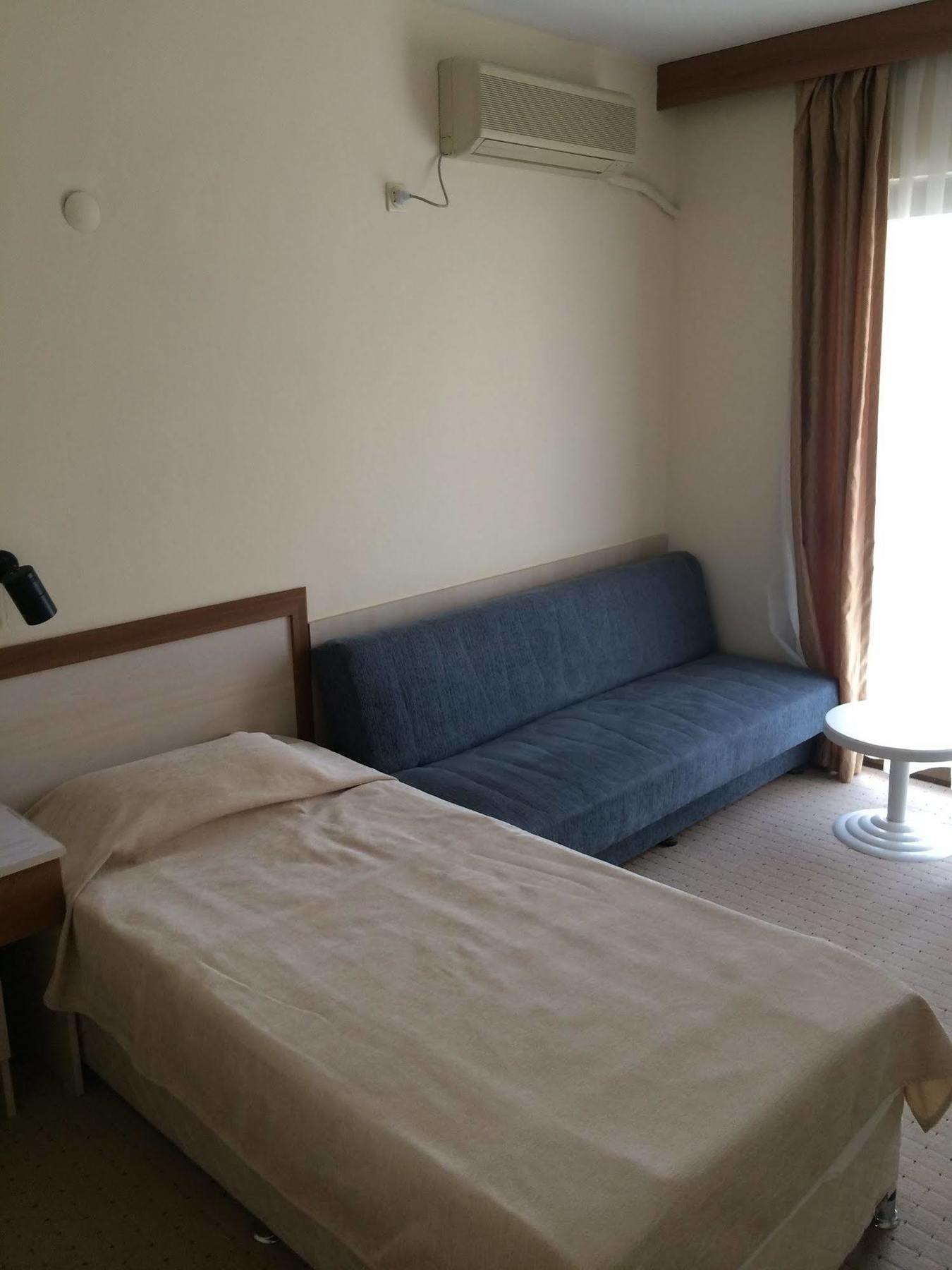Saturn Hotel Kuşadası Buitenkant foto