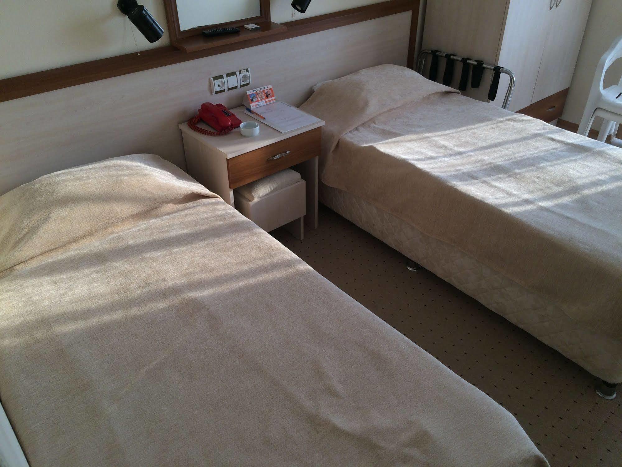 Saturn Hotel Kuşadası Buitenkant foto