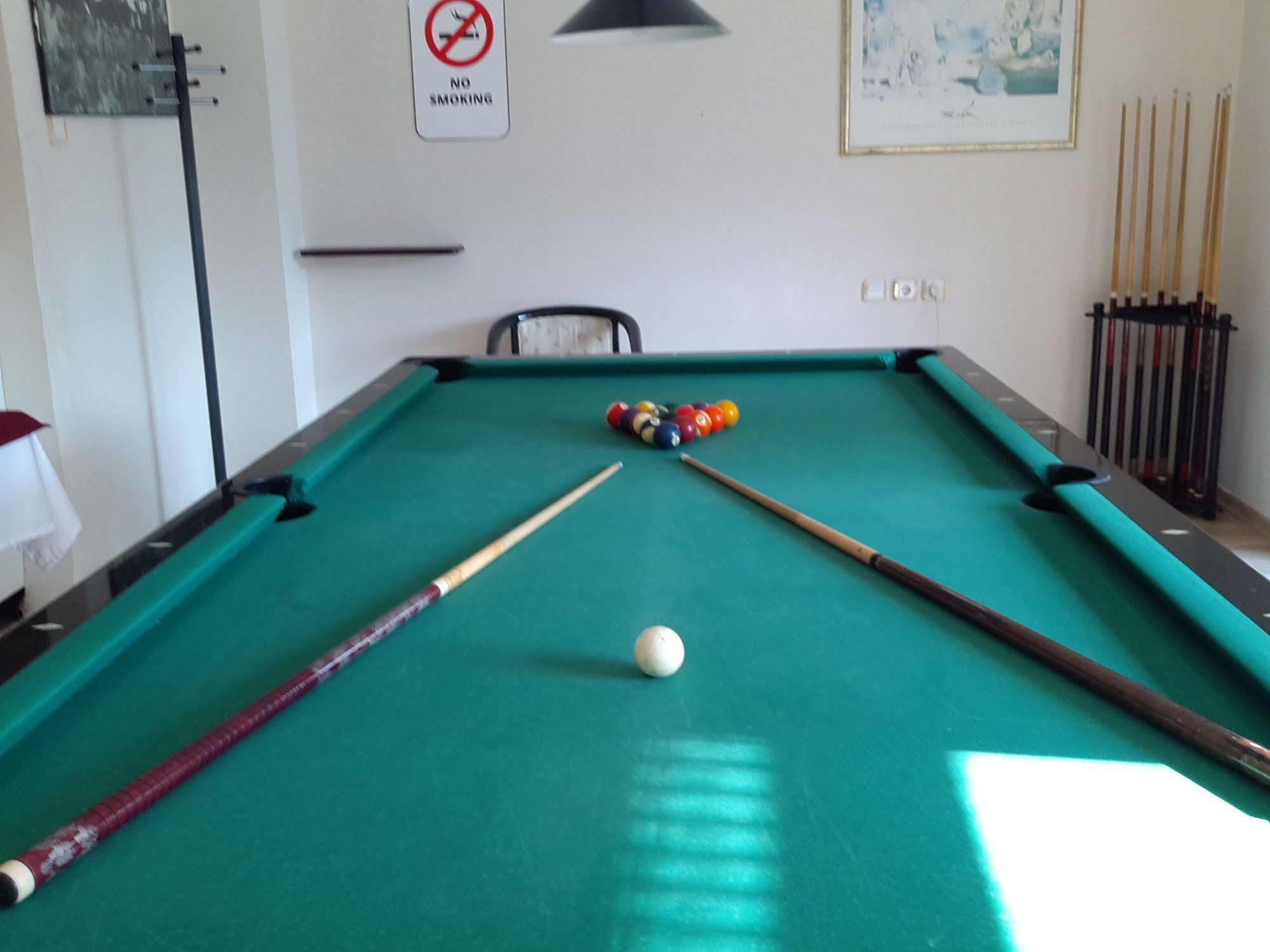 Saturn Hotel Kuşadası Buitenkant foto